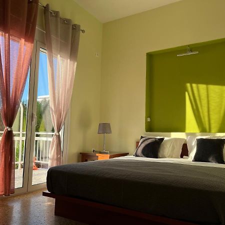 Athens Riviera: 2 Bed / 3' Walk From The Beach Agia Marina  Экстерьер фото